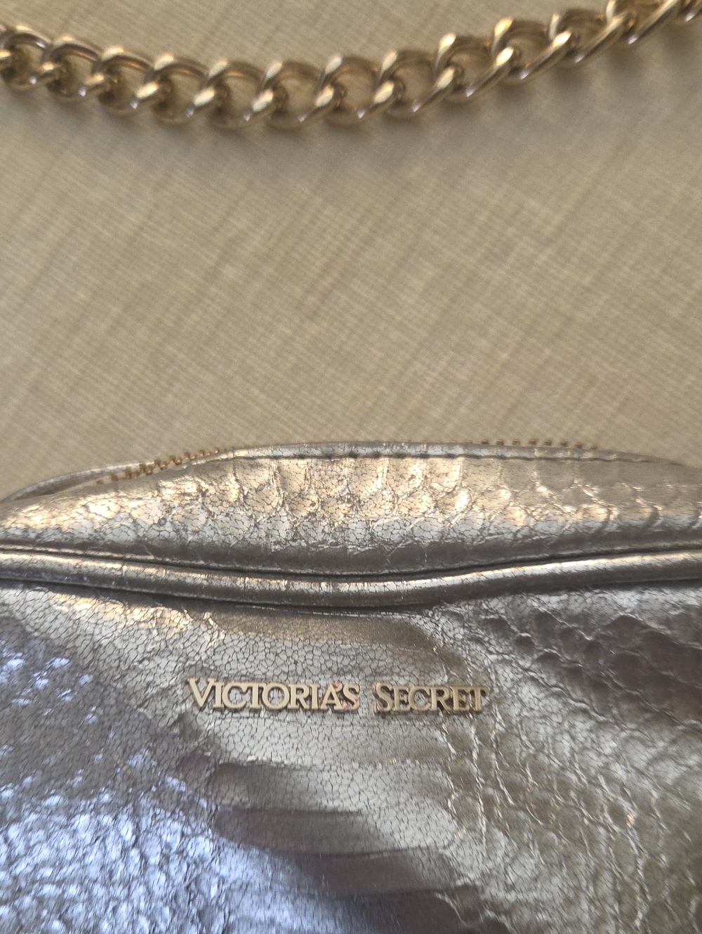 Victoria's Secret Metallic Silver Chain Wristlet Clutch